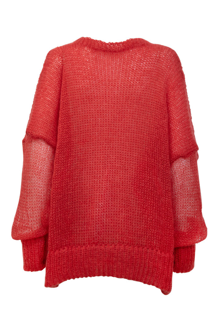 Feeling cozy and unique with this high quality jumper made from 100% Luxe Mohair - no compromise on the quality.